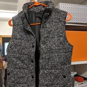 Vest size small